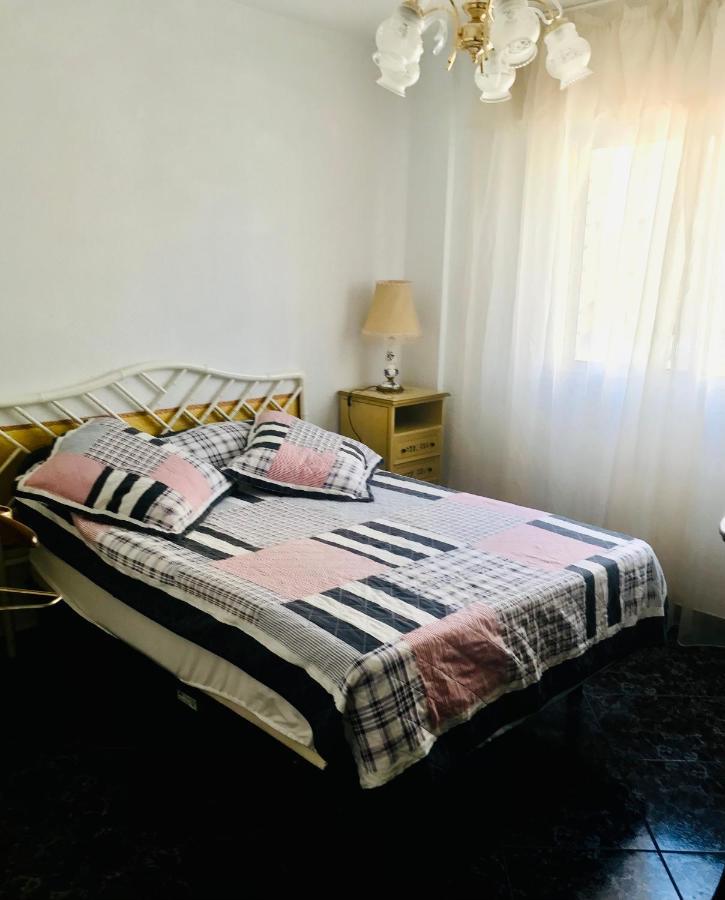 Piso لقنت المظهر الخارجي الصورة